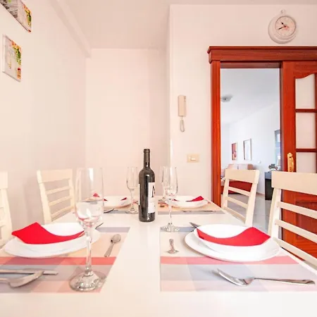 Cruz De Toledo Apartment